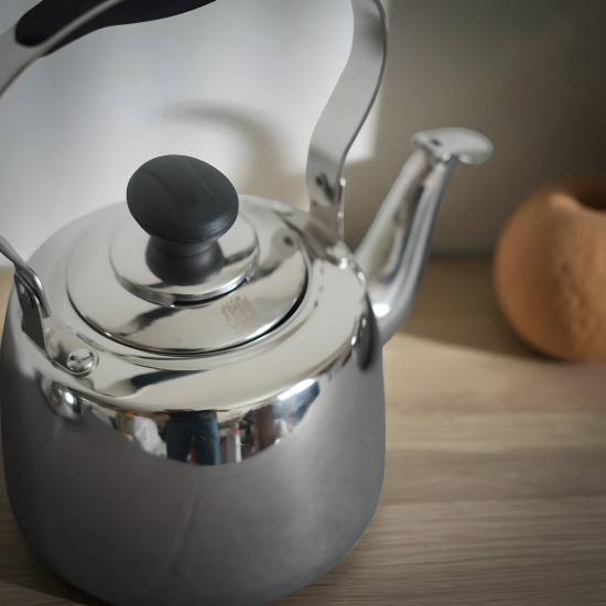 Stainless Steel Tea Kettle – 2 L