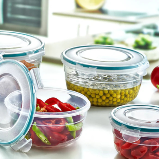 Plastic Tupperware 5 pieces 