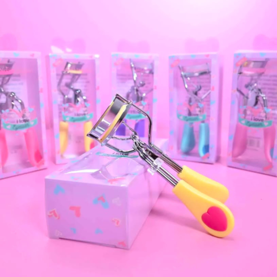 Eyelash Curler