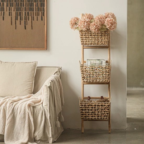 Straw Ladder Decor
