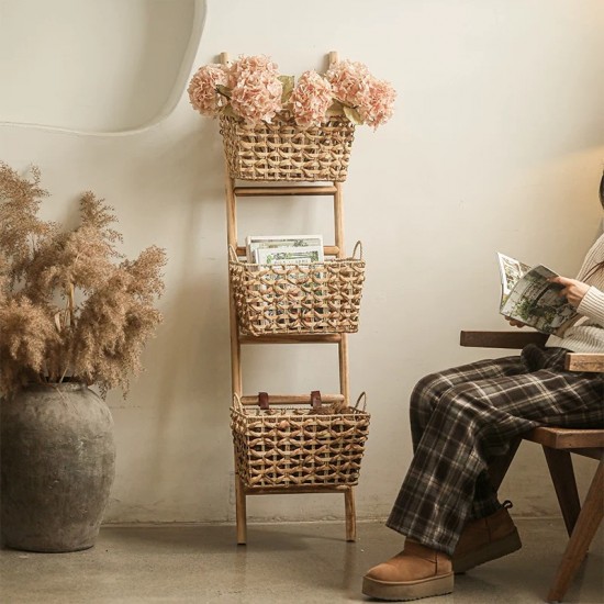 Straw Ladder Decor