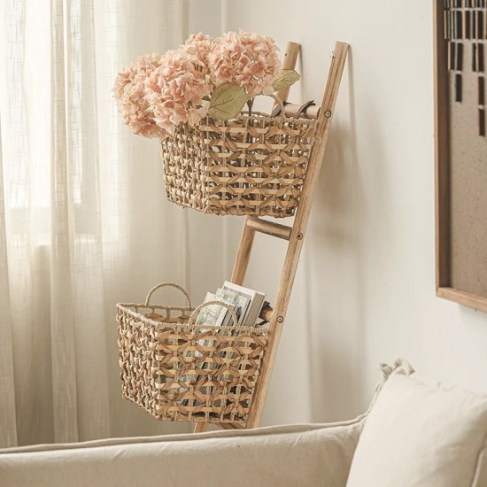 Straw Ladder Decor