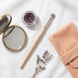 Neverti Crease Brush