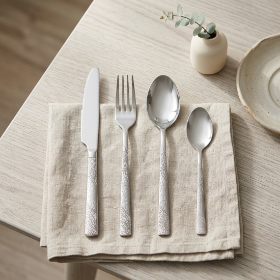 Silver Silverware Set 24 Pieces