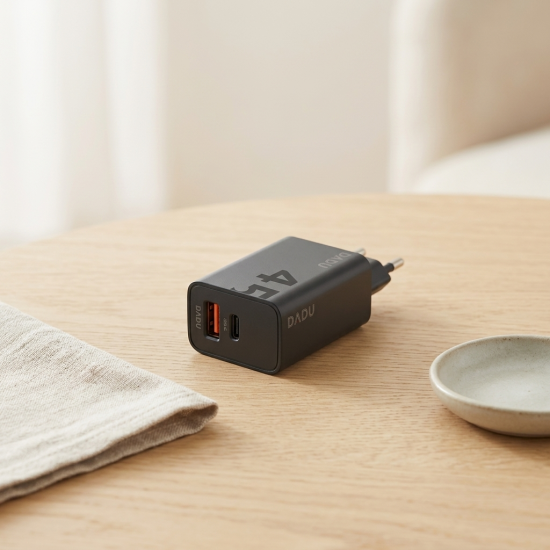 Black Super Fast Charger 45W