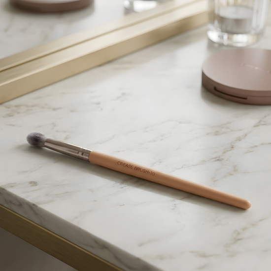 Neverti Crease Brush