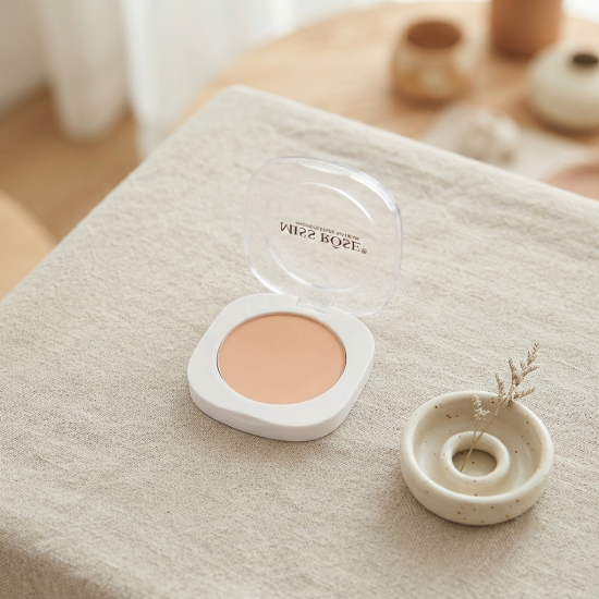 Miss Rose Blusher 