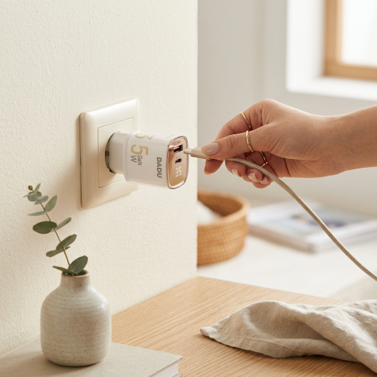 Golden Fast Digital Charger 35W