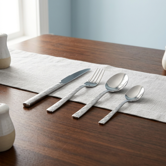 Silver Silverware Set 24 Pieces