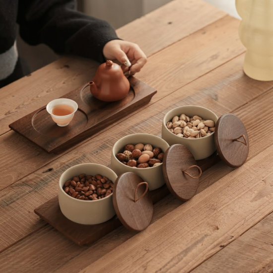 Porcelain Jar Set With Wooden Base 3 Pieces