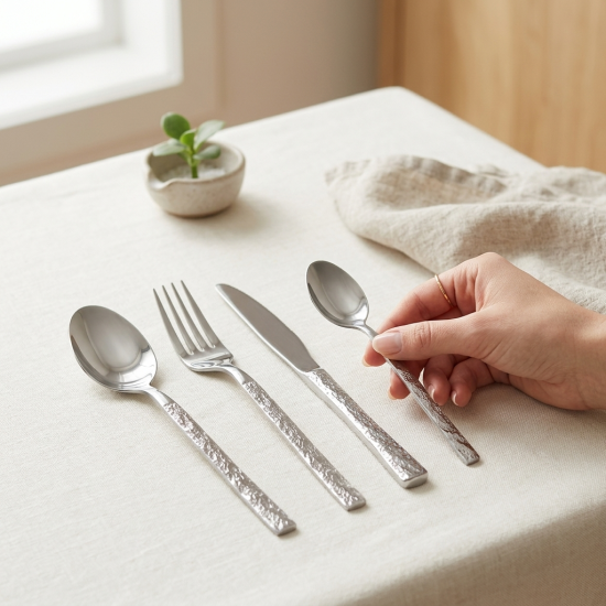 Silver Silverware Set 24 Pieces