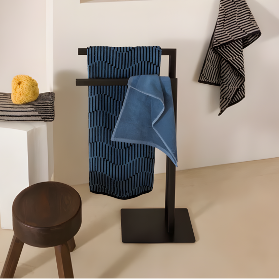 Metal Towel Rack