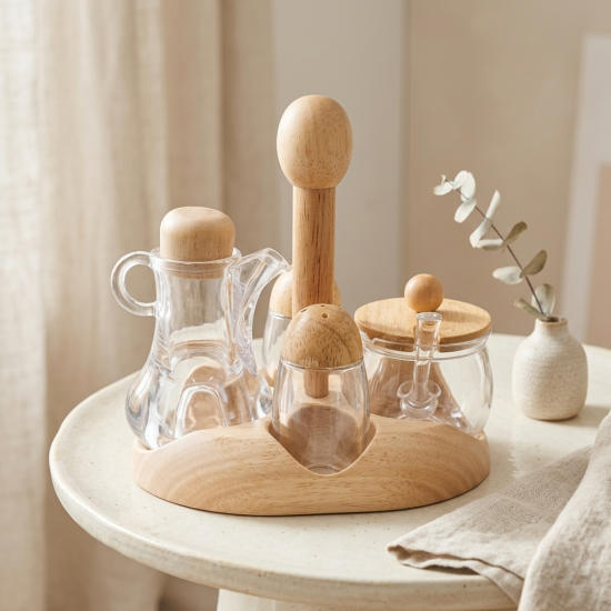 Wooden And Acrylic Oil Dispenser And Sugar Bowl 4 Pieces Wooden And Acrylic Oil Dispenser And Sugar Bowl 4 Pieces