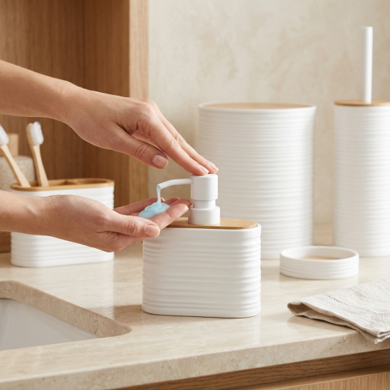 Plastic Bathroom Set - 5 Pcs
